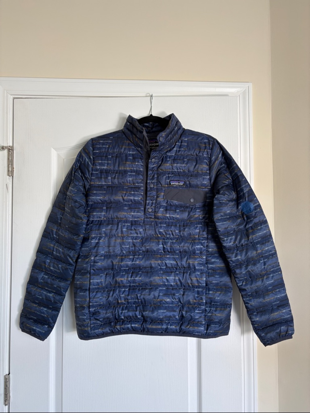 Women's Patagonia Down Snap-T Pullover Size S blue